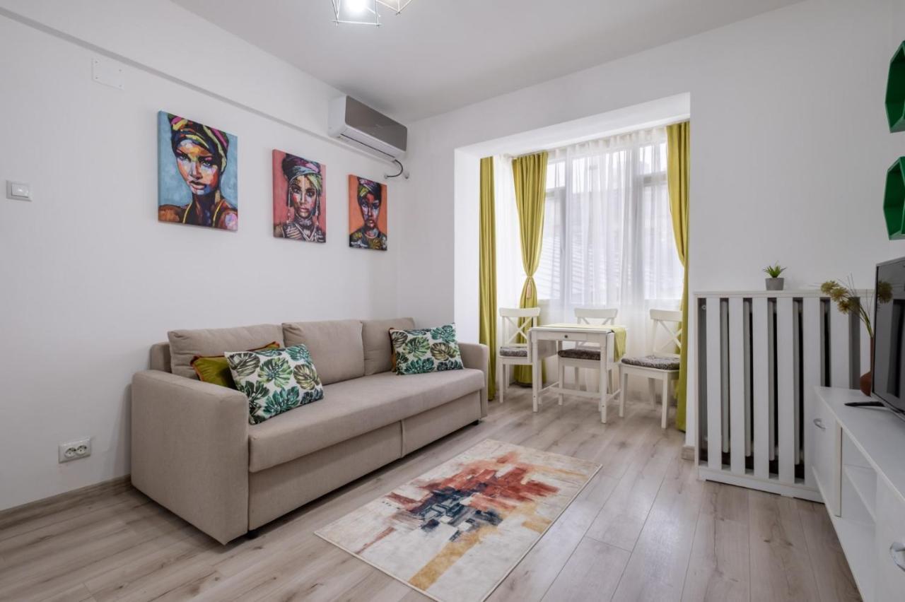 Laroka House Cosy And Modern Apartment Universitate-City Centre Bukarest Exterior foto
