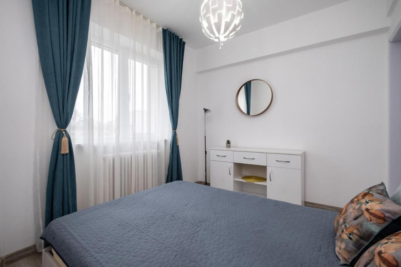 Laroka House Cosy And Modern Apartment Universitate-City Centre Bukarest Exterior foto